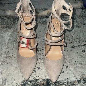 SIZE 9.5 JESSICA SIMPSON HEELS GENTLY WORN